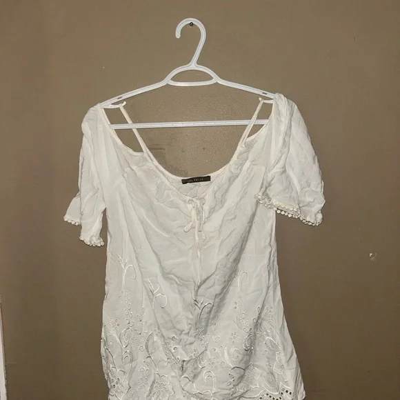 Suzy Shier White Blouse - Picture 1 of 4